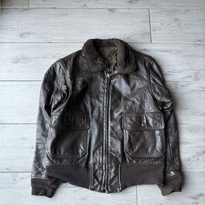 VINTAGE 80s BROWN LEATHER G-1FLIGHT BOMBER MILITARY JACKET
SIZE 40
